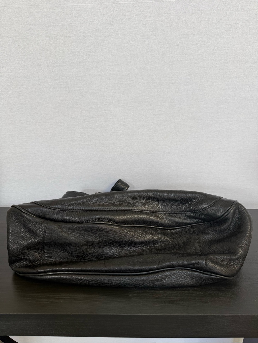 Marc Jacobs Black Leather Shoulder Bag - Picture 6 of 7